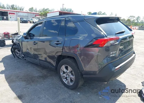 2022 Toyota Rav4 Xle z USA, uszkodzony, nr VIN 2T3W1RFV5NW202544